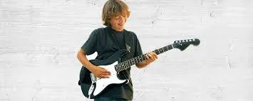 Guitar for Kids_Quarterly Subscription (3 Months) Group Batch [Nikoo Homes]